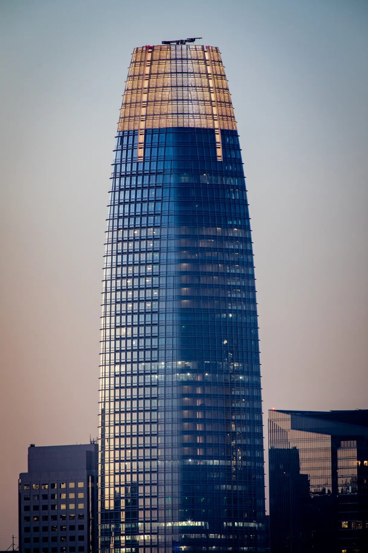 Salesforce Tower